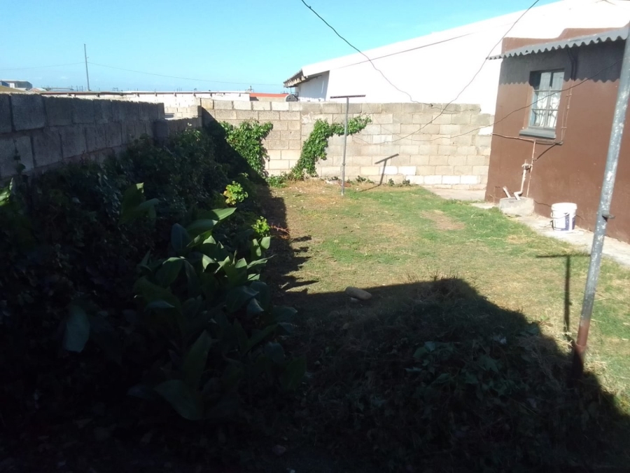 2 Bedroom Property for Sale in Kwazakhele Eastern Cape